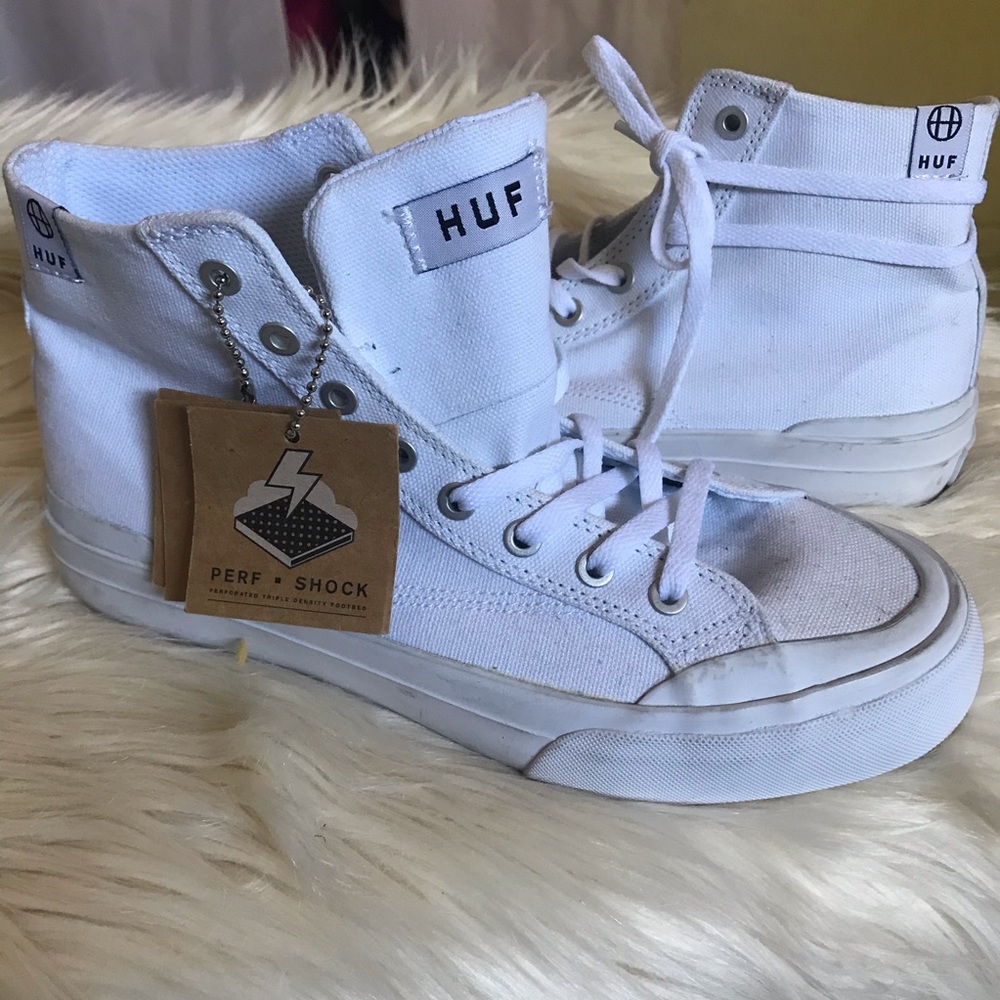 Huf shoes SOLD‼️